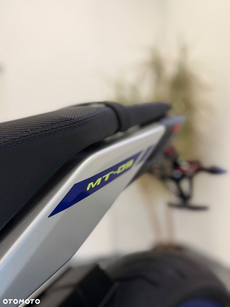 Yamaha MT - 19