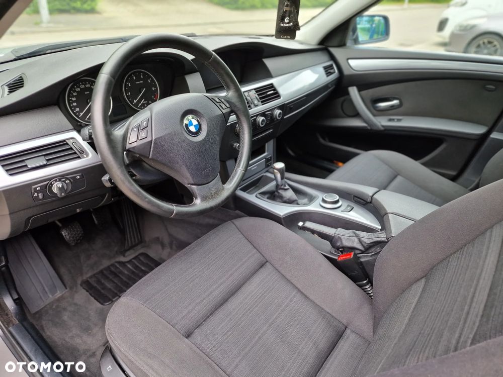 BMW Seria 5 - 16