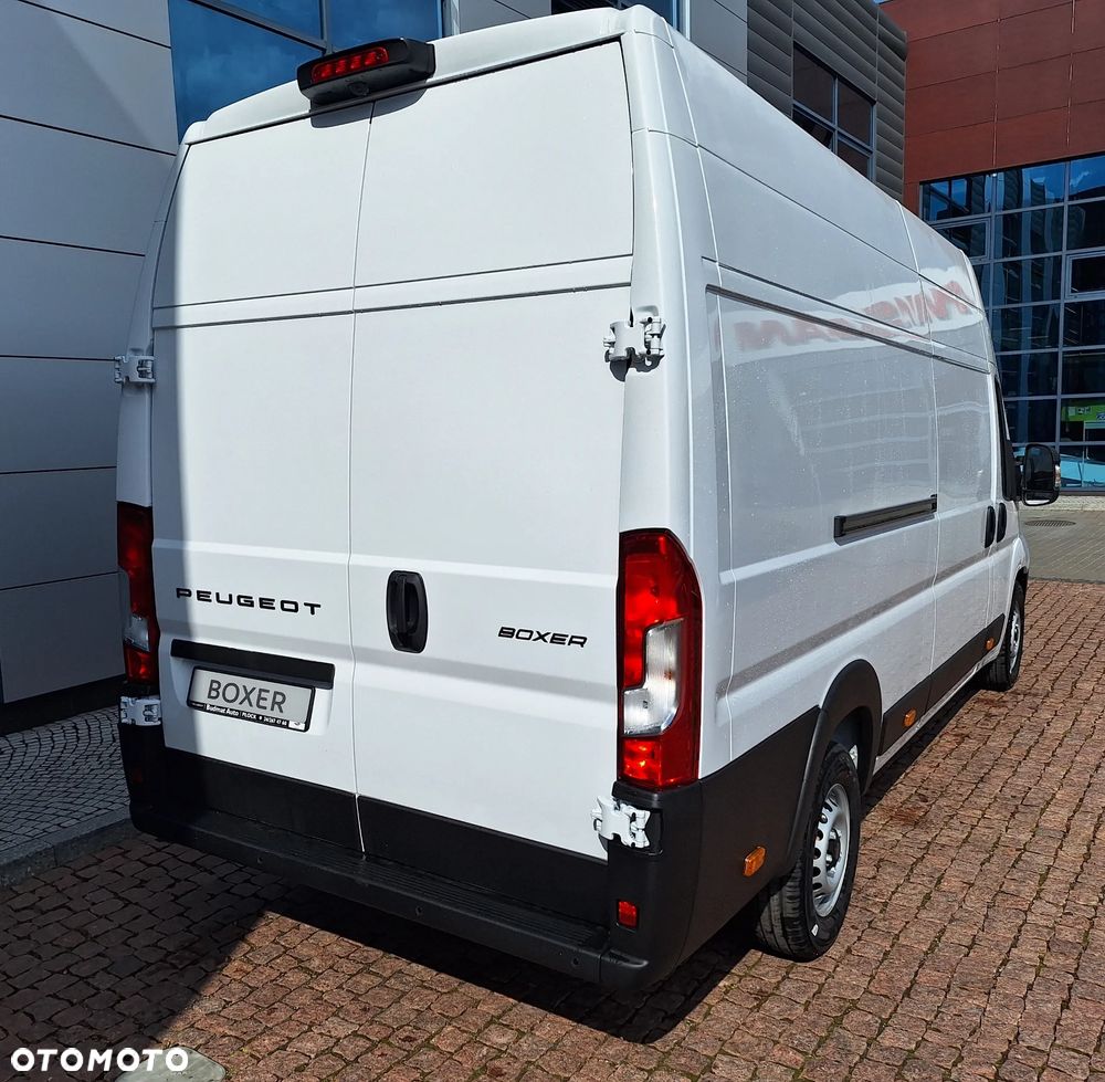 Peugeot Boxer Furgon L4H3 3.5T Heavy Diesel 2.2 180 KM Automat - 6