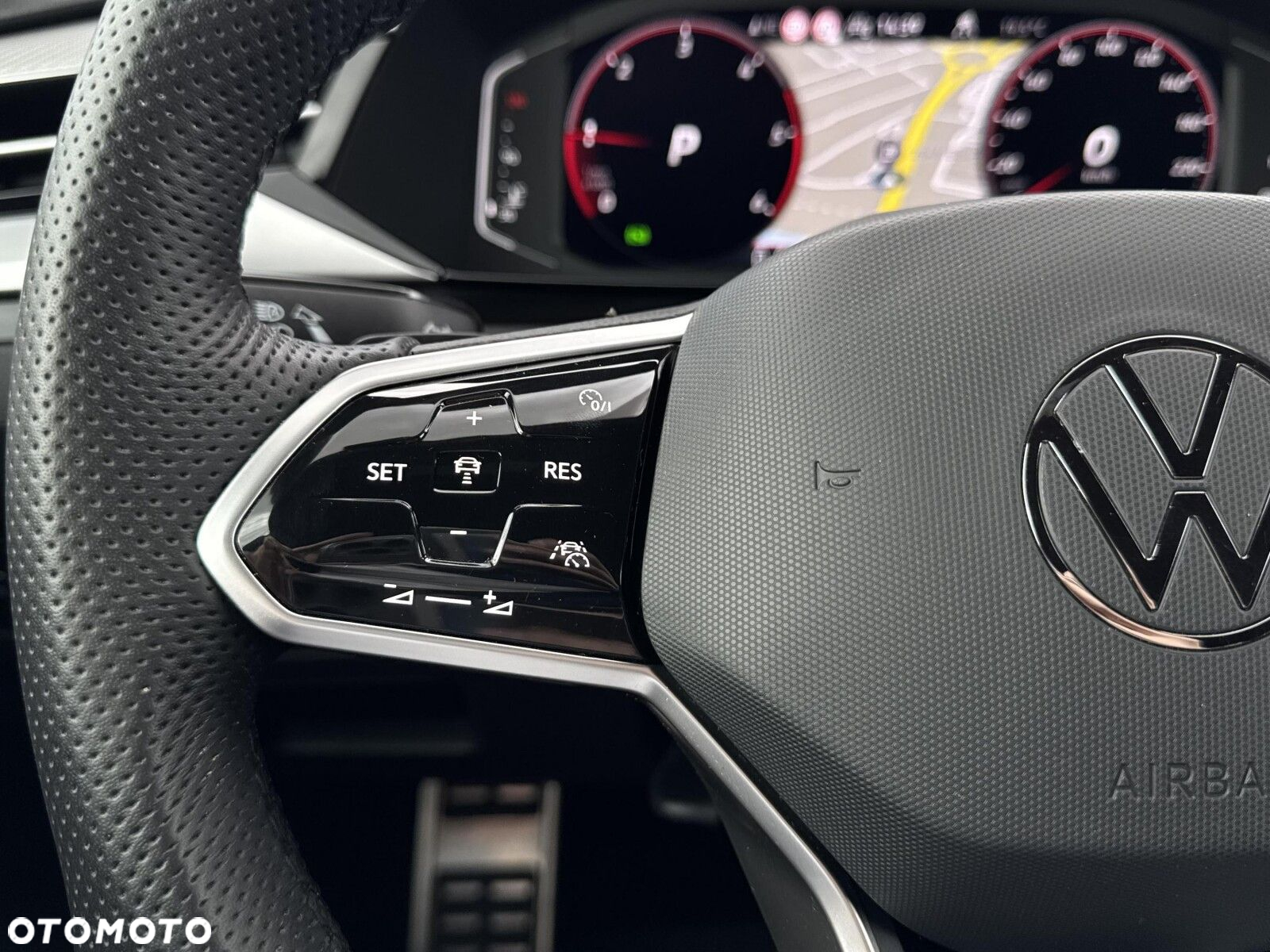 Volkswagen Arteon 2.0 TDI 4Motion R-Line DSG - 17