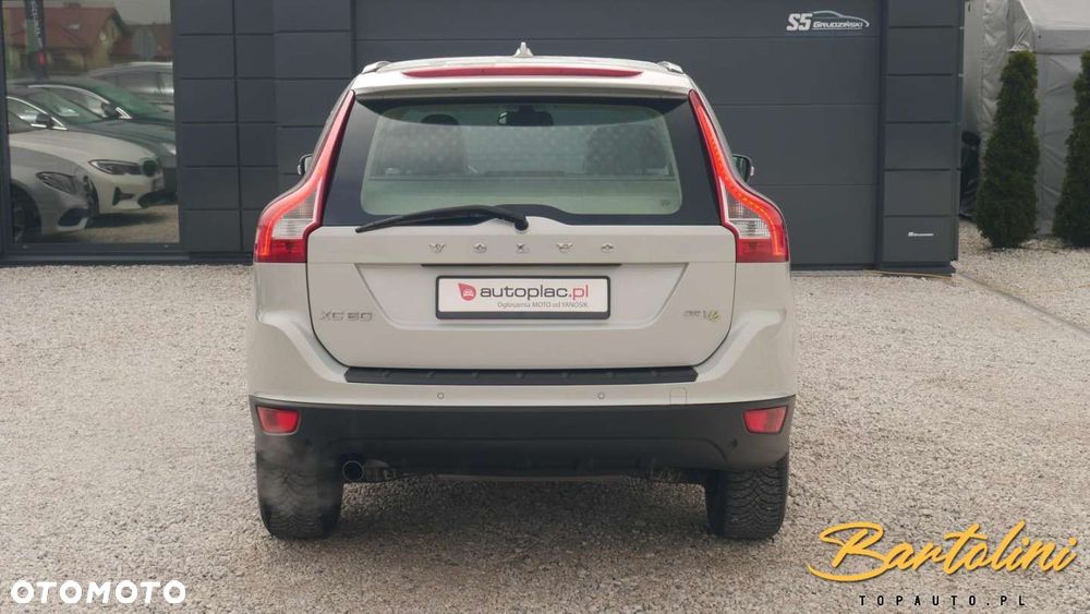 Volvo XC 60 - 6
