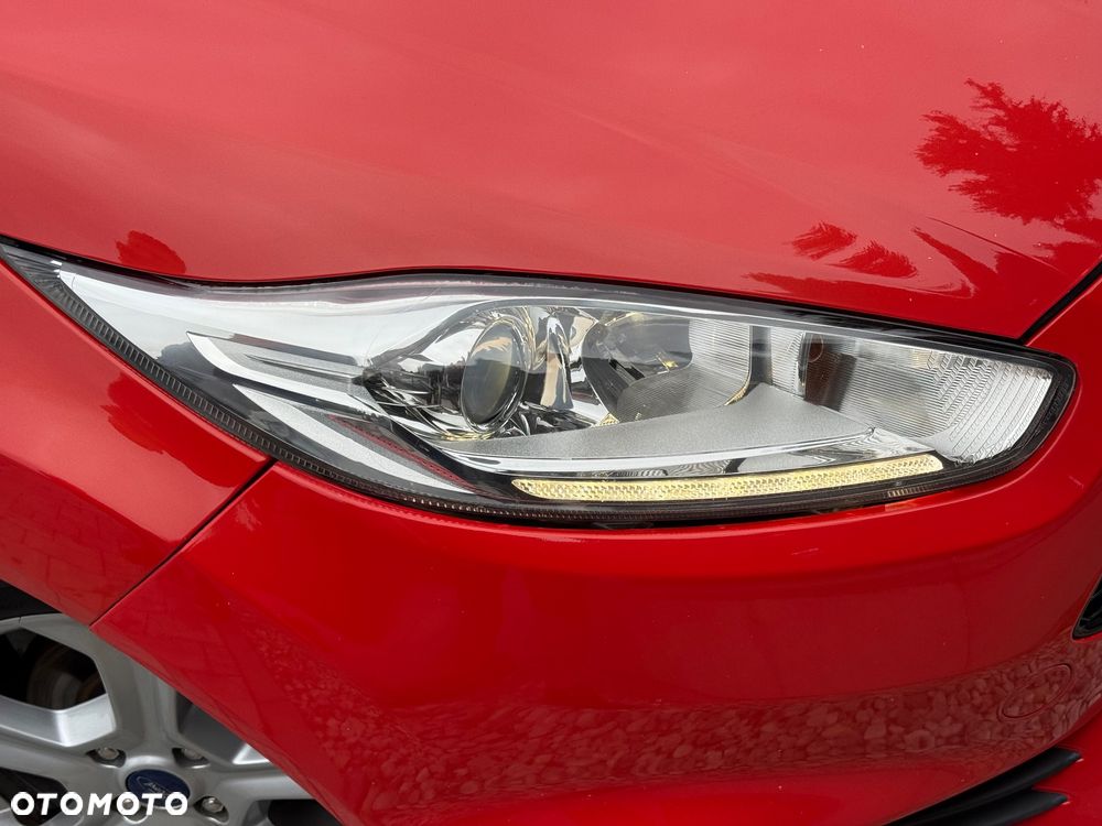 Ford Fiesta 1.6 EcoBoost ST - 16