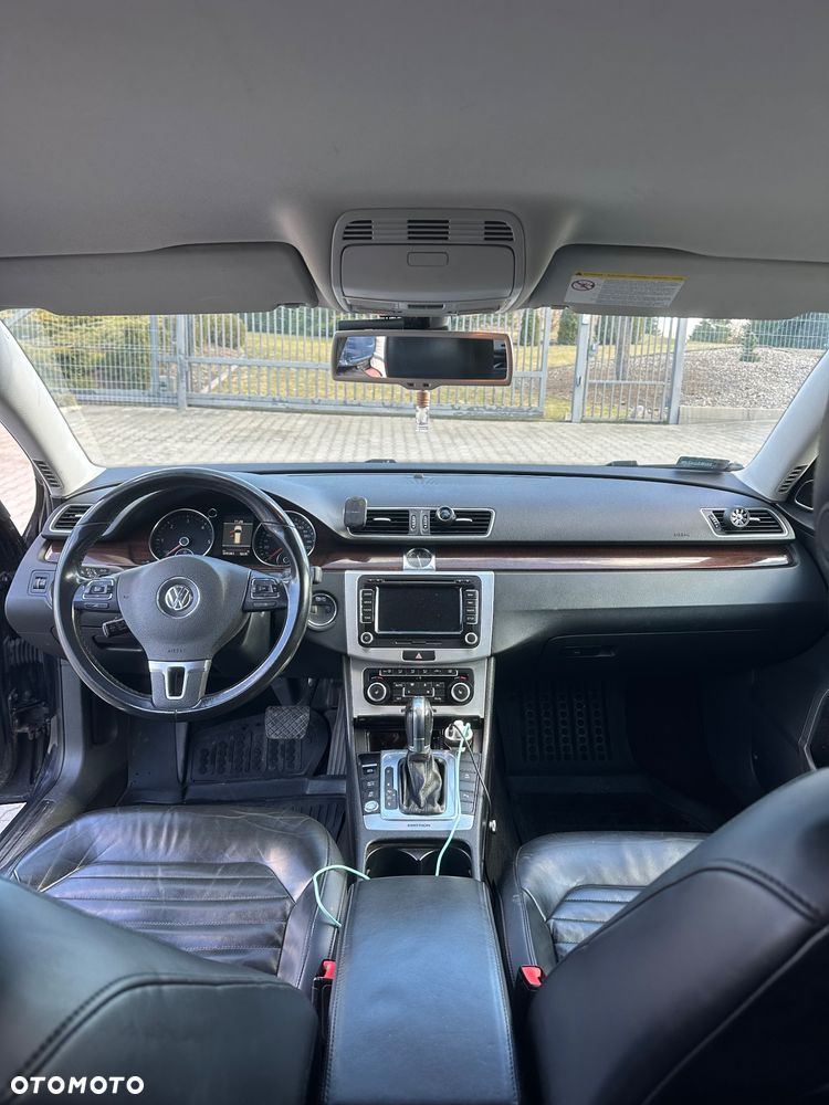 Volkswagen Passat 2.0 TDI 4Mot Highline DSG - 23