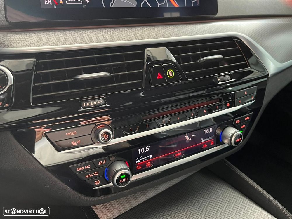 BMW M550d xDrive Auto - 23