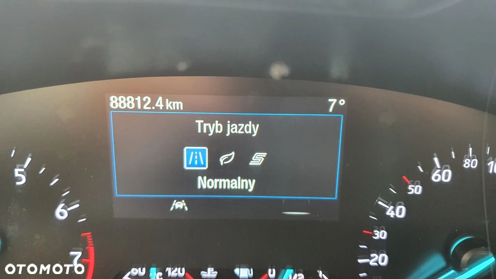 Ford Focus 1.0 EcoBoost ST-Line - 26