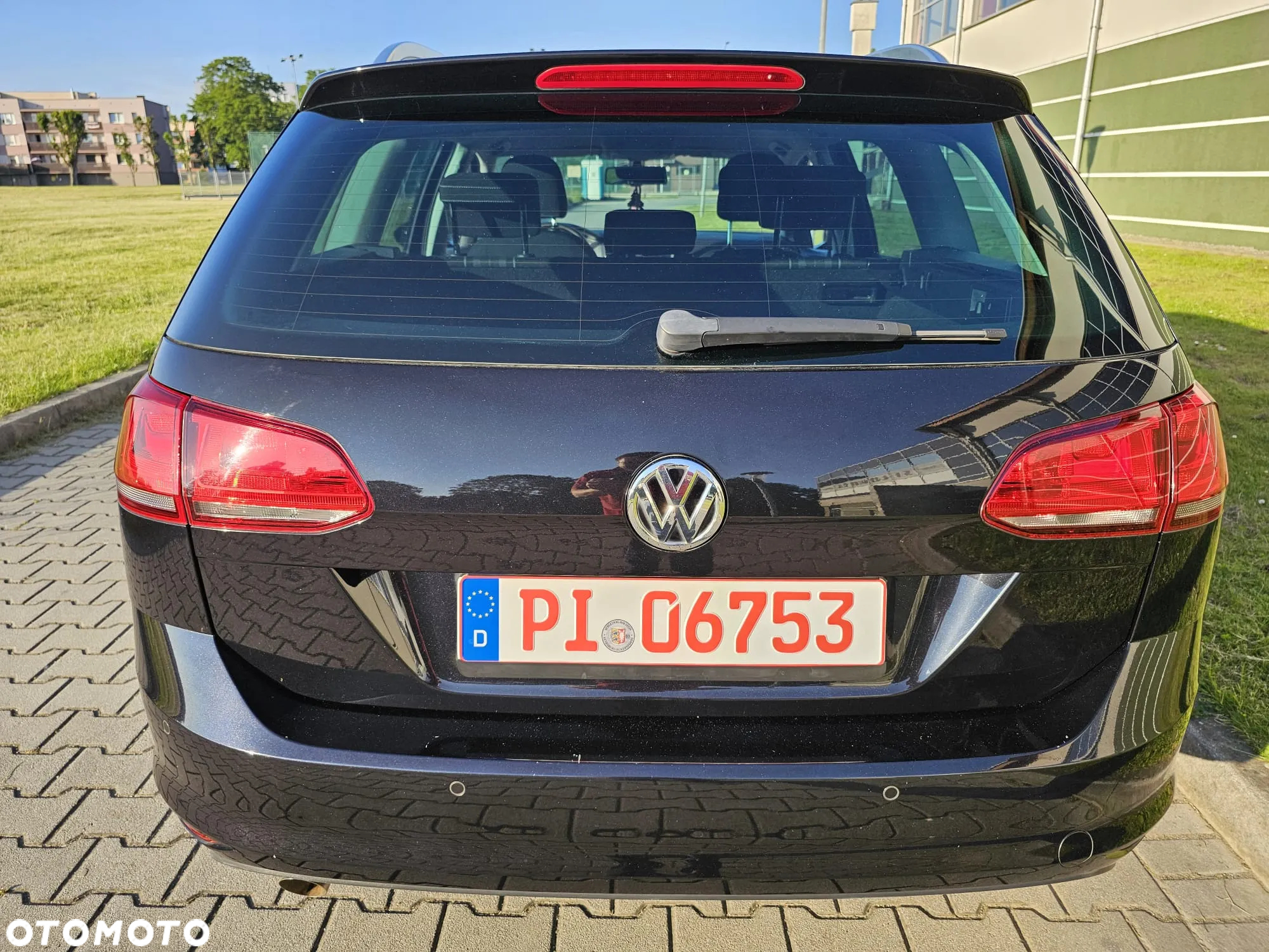 Volkswagen Golf 1.6 TDI 4Motion BlueMotion Technology Lounge - 6