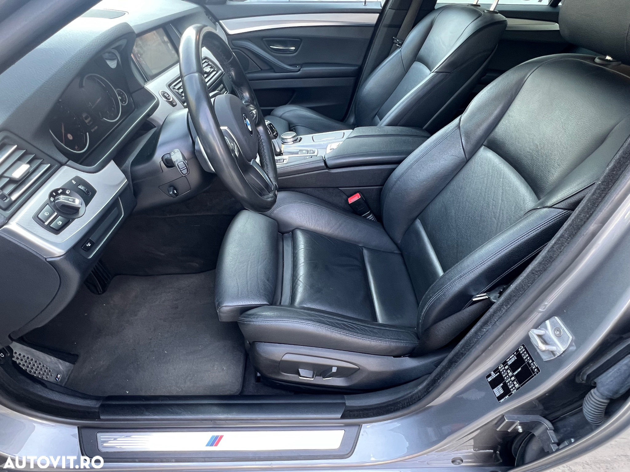 BMW Seria 5 520d AT - 4