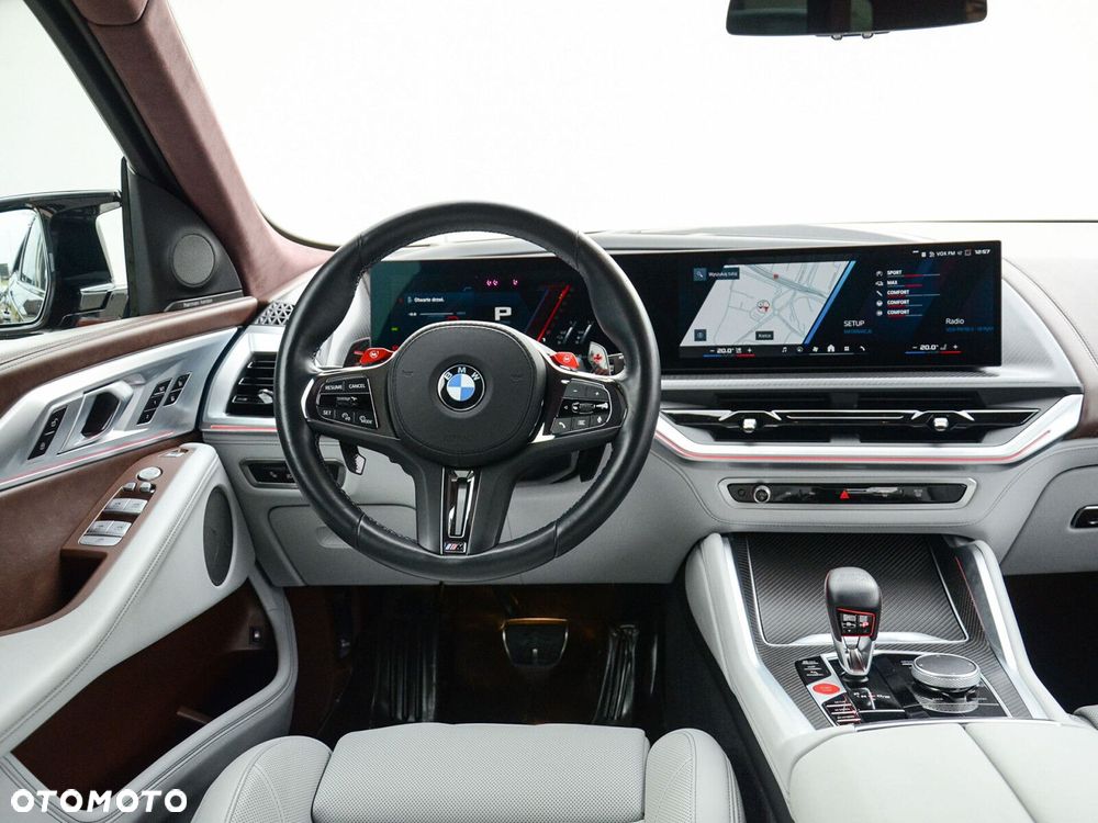 BMW XM - 37
