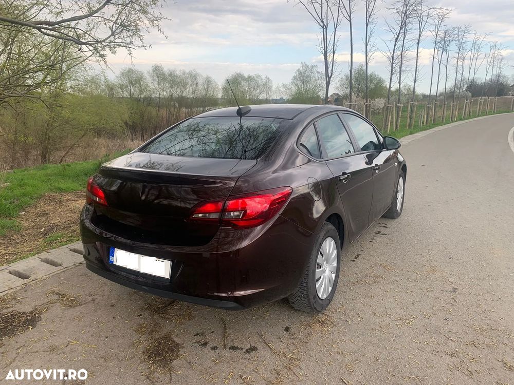 Opel Astra - 10