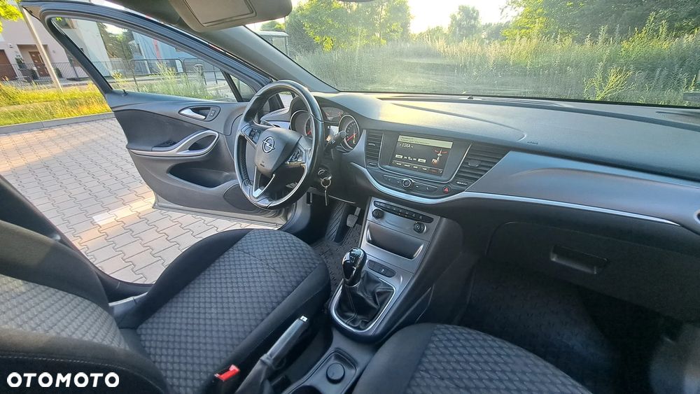 Opel Astra 1.6 CDTI Enjoy S&S - 12