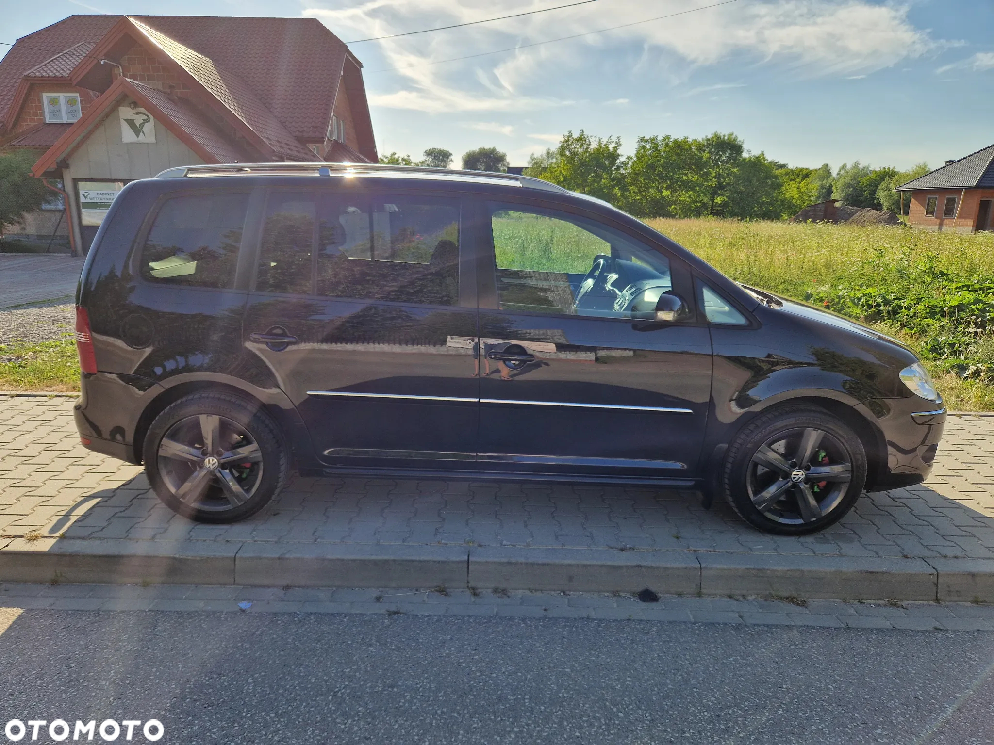 Volkswagen Touran 2.0 TDI DPF Highline DSG - 39