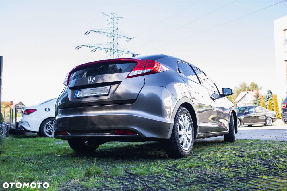 Honda Civic ver-1-4-comfort - 8