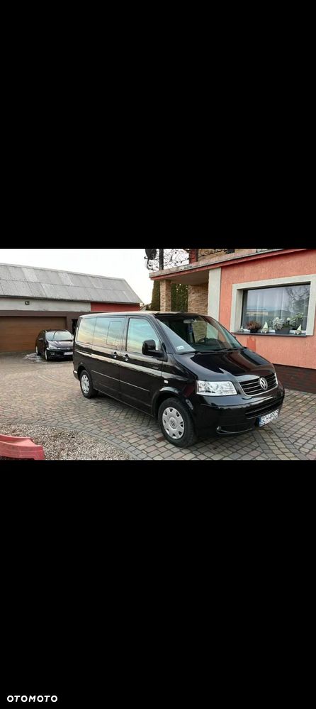 Volkswagen Multivan - 10