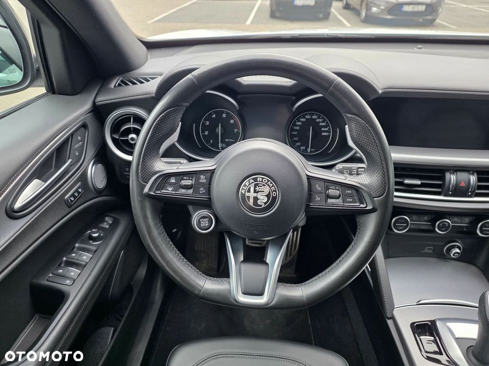 Alfa Romeo Stelvio 2.0 Turbo Veloce Q4 - 7