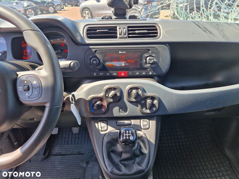 Fiat Panda 0.9 TwinAir Lounge S&S EU6 - 16