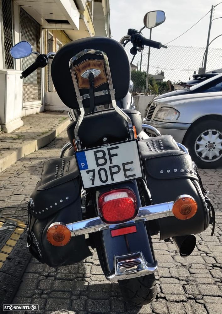 Harley-Davidson FLSTC Heritage Softail - 9