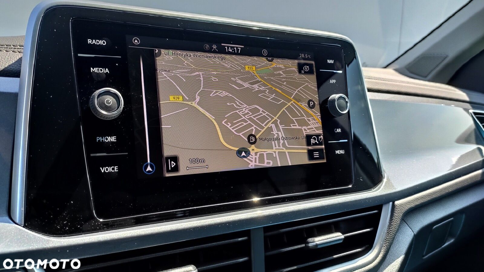 Volkswagen T-Roc - 20