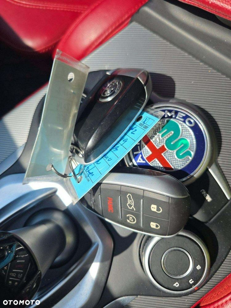Alfa Romeo Stelvio 2.0 Turbo TI Q4 - 15