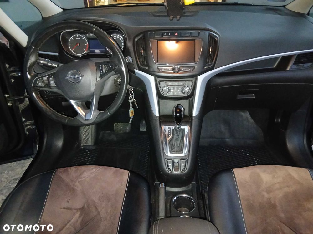 Opel Zafira - 7