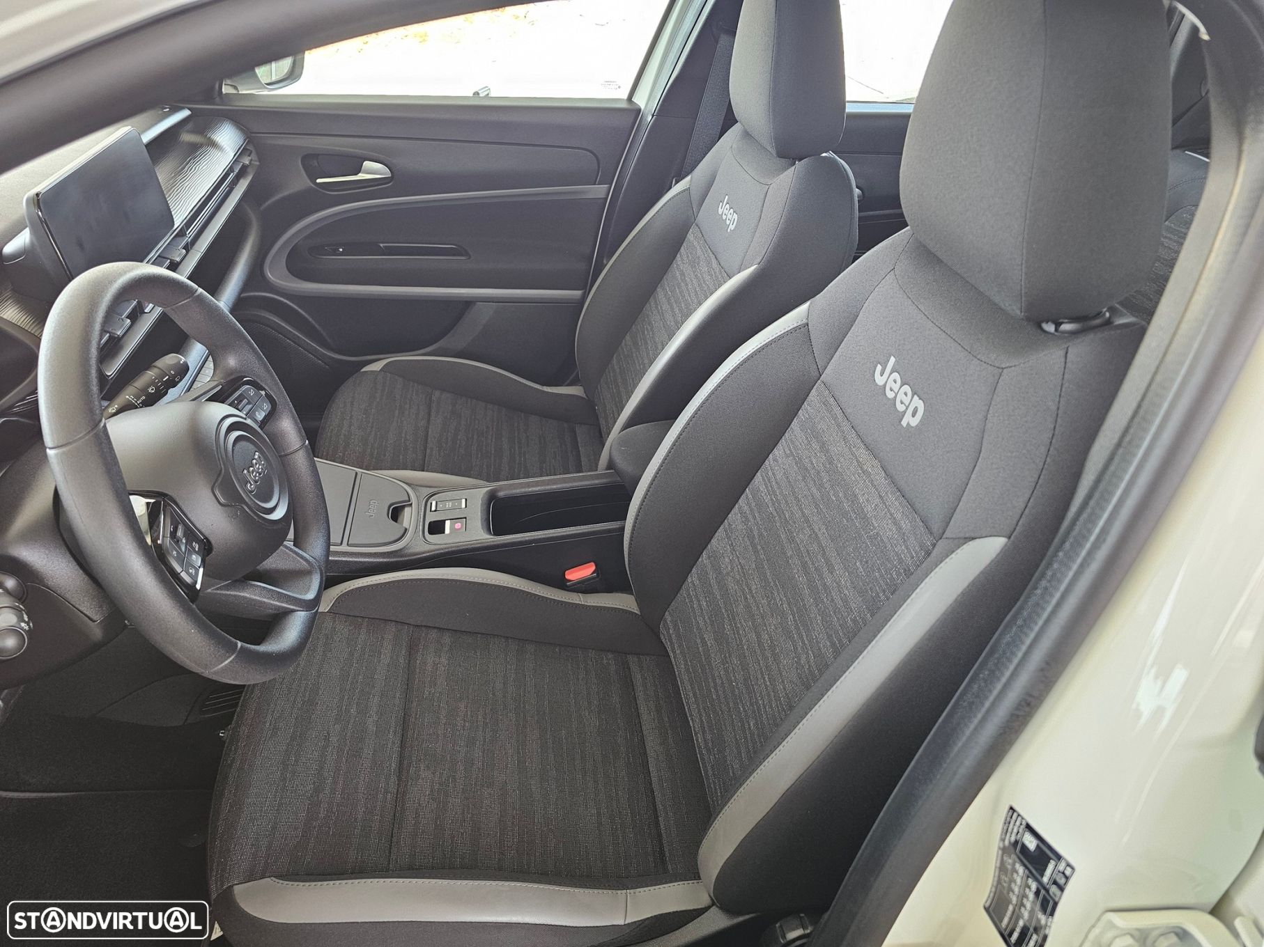 Jeep Avenger 54 kWh Longitude - 24