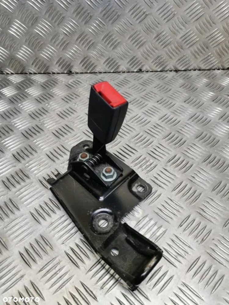 VW TOUAREG 7L 03-09R ZAPINKA PASÓW PASA WPINKA TYŁ - 1