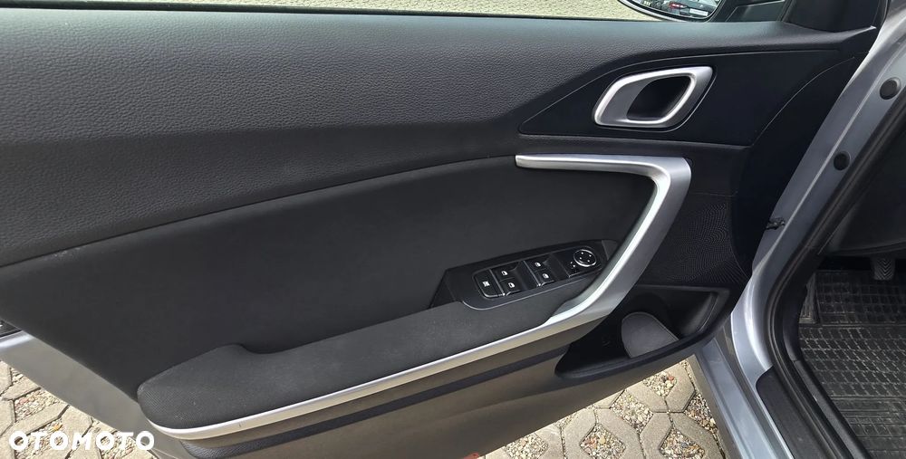 Kia Ceed 1.0 T-GDI M - 12