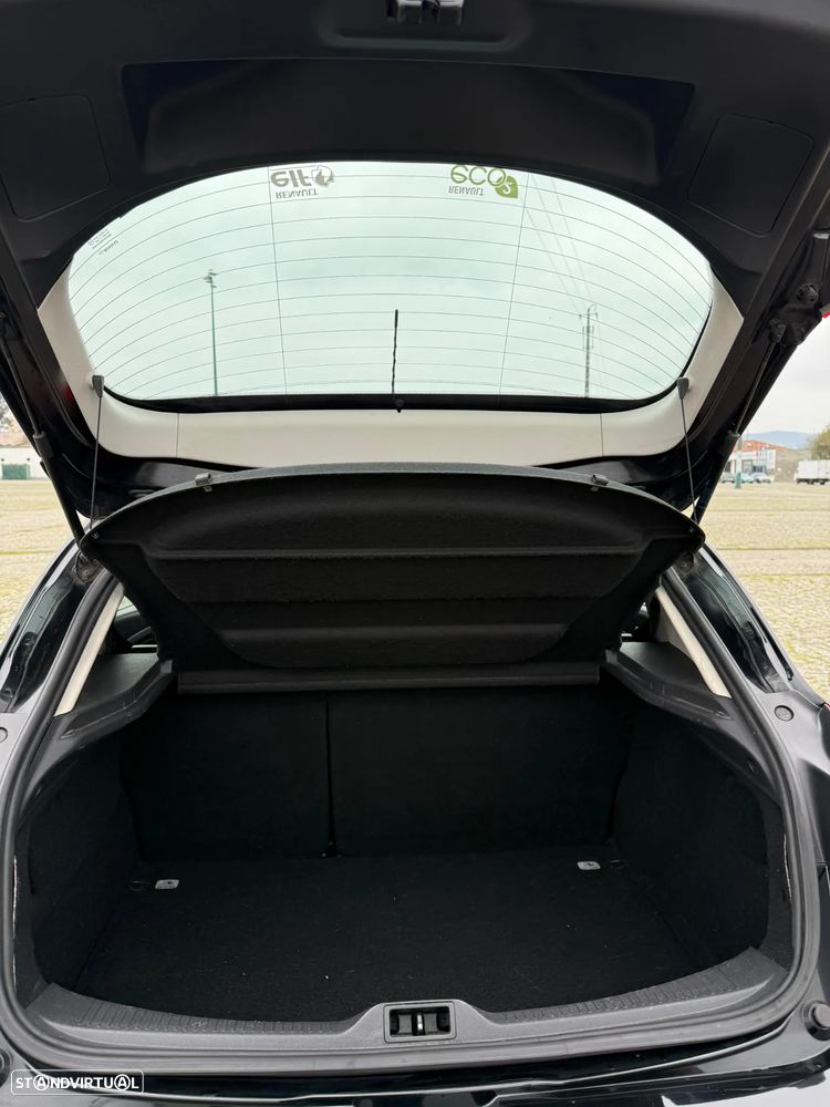 Renault Mégane ENERGY dCi 110 Start & Stop LIMITED - 11