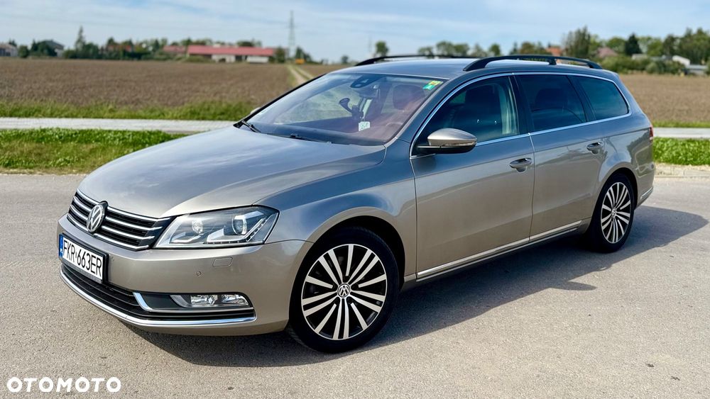 Volkswagen Passat 2.0 TDI Highline DSG - 9