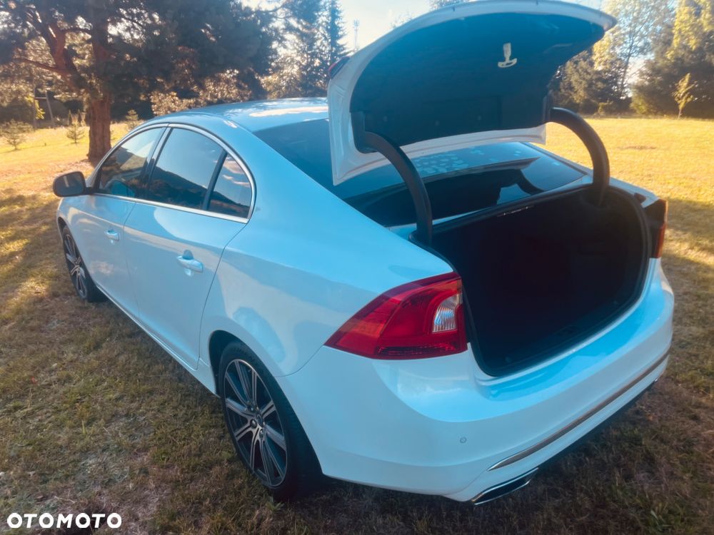 Volvo S60 - 37