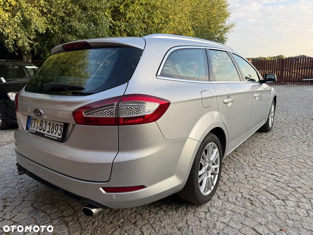 Ford Mondeo 2.0 EcoBoost Titanium - 10