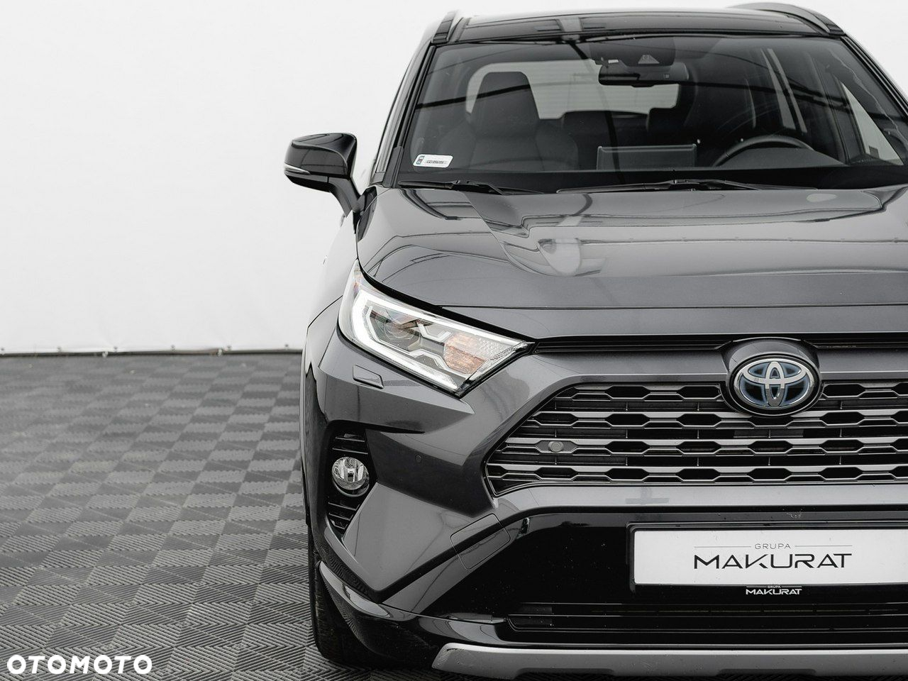 Toyota RAV4 - 9