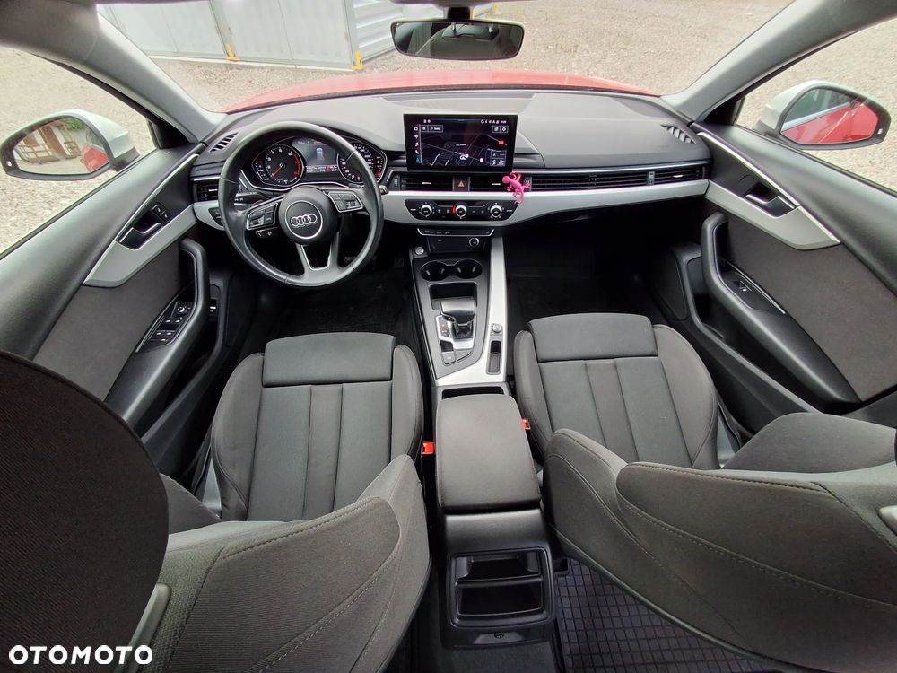 Audi A4 Avant 35 TFSI S tronic design - 12