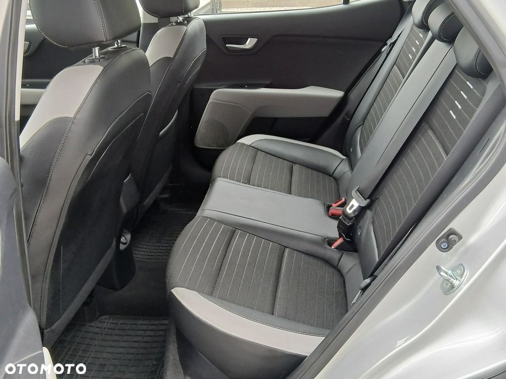 Kia Stonic 1.0 T-GDI L - 16