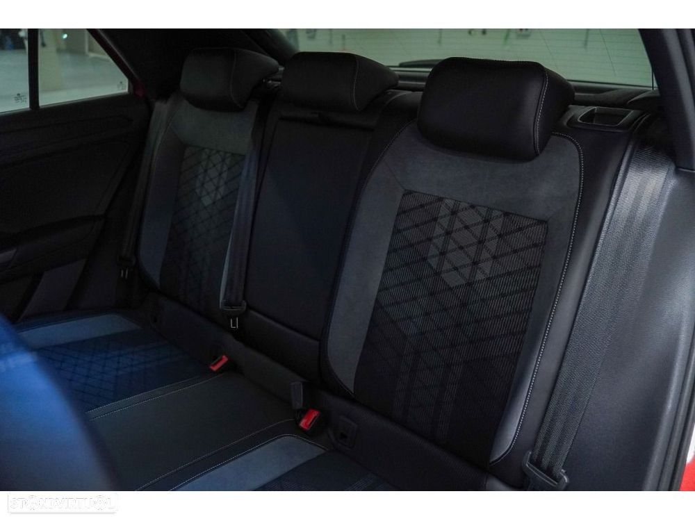 VW T-Roc - 16