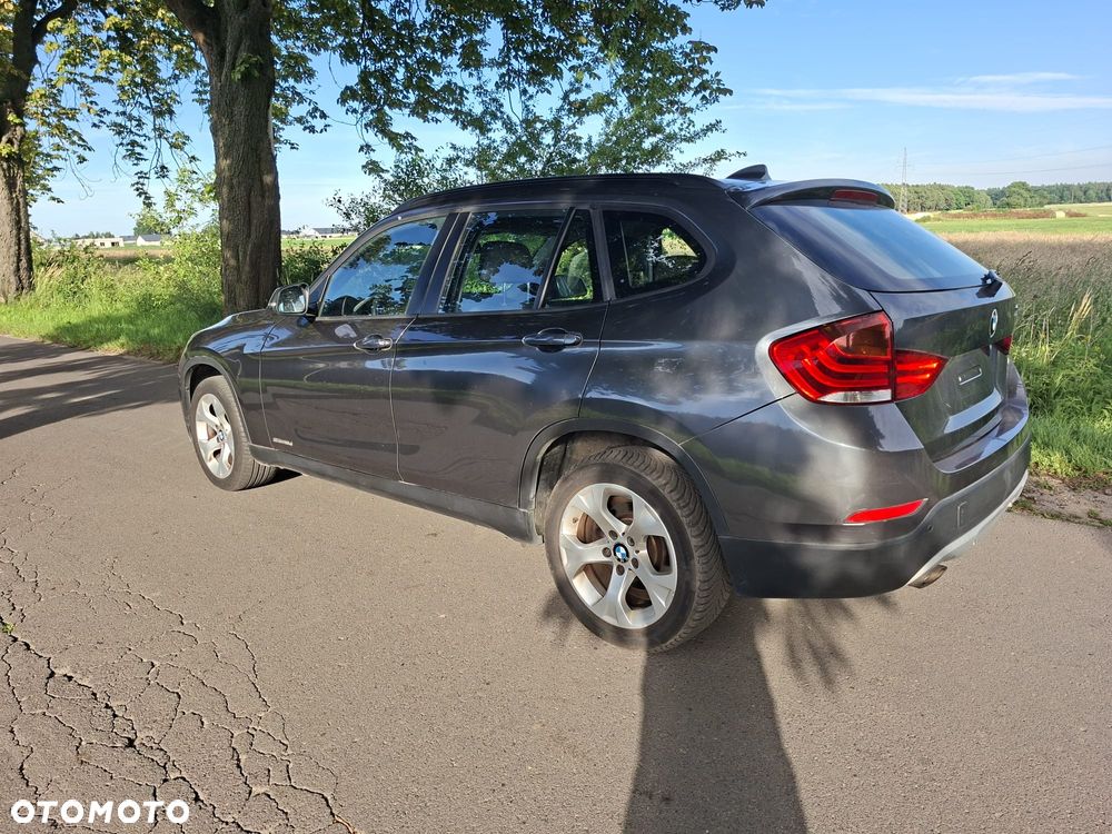 BMW X1 sDrive18d xLine - 4