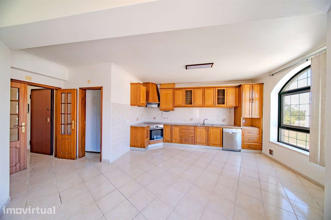 Apartamento T3 Venda em São Mamede,Batalha - Grande imagem: 3/28
