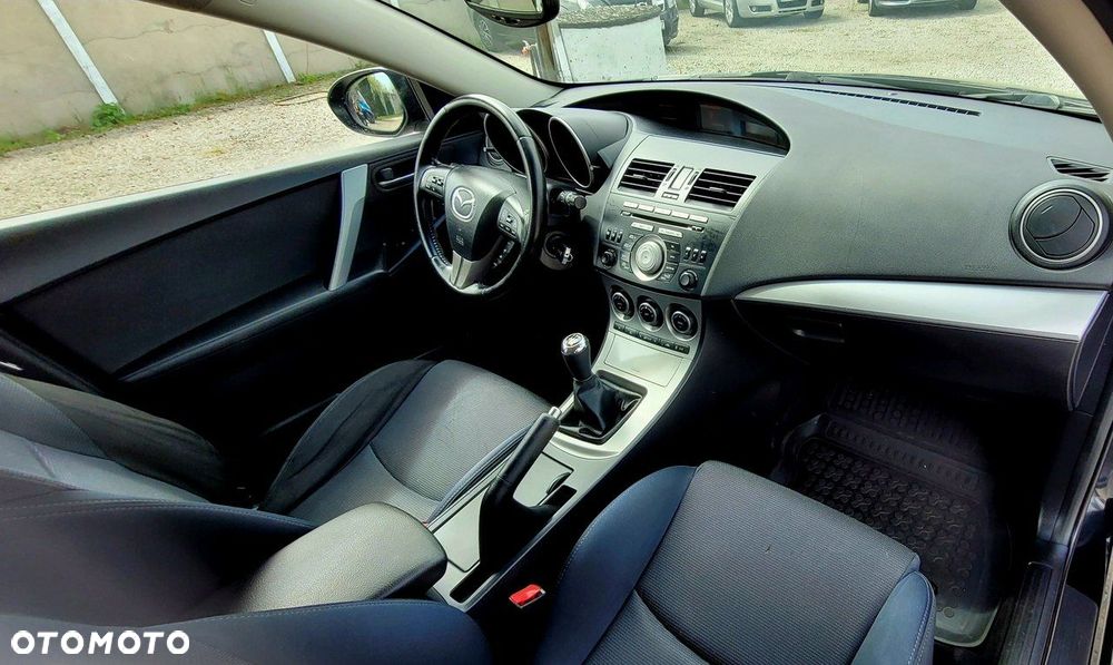Mazda 3 1.6 CD Exclusive + - 14