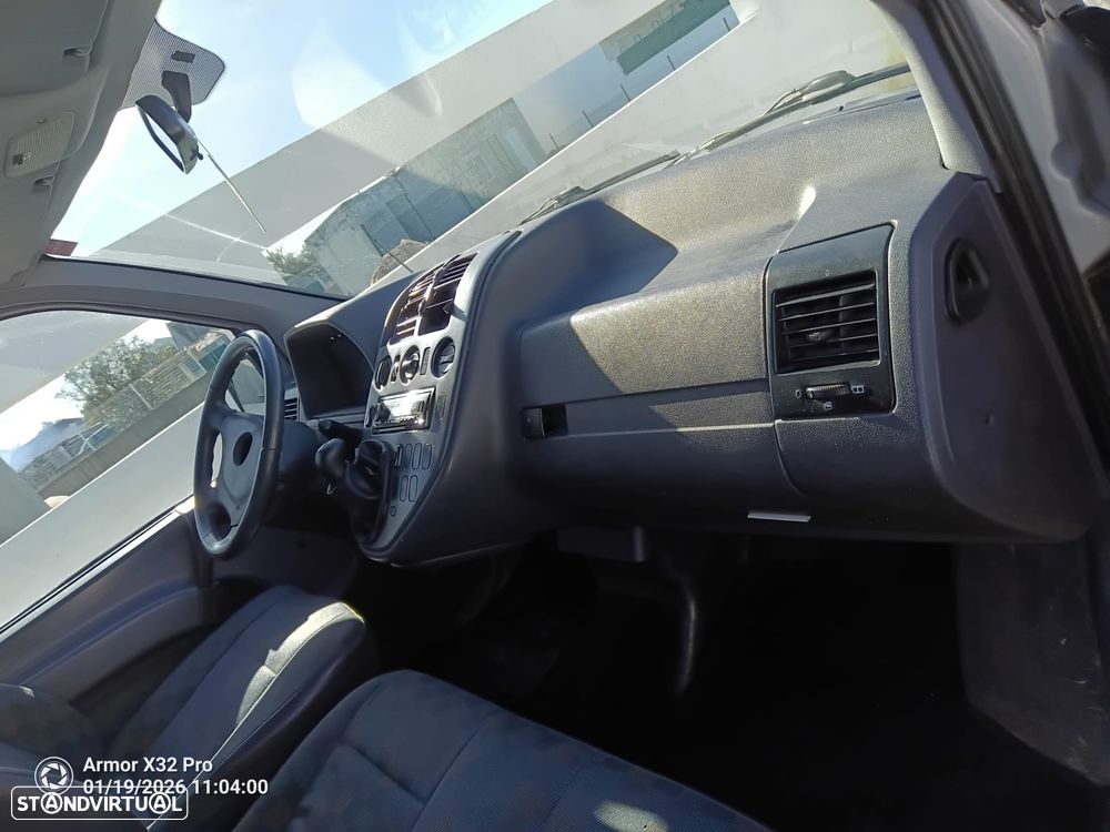 Mercedes-Benz VITO 112 CDI 2,2L 1999 (W638) 9 Lugares - 11