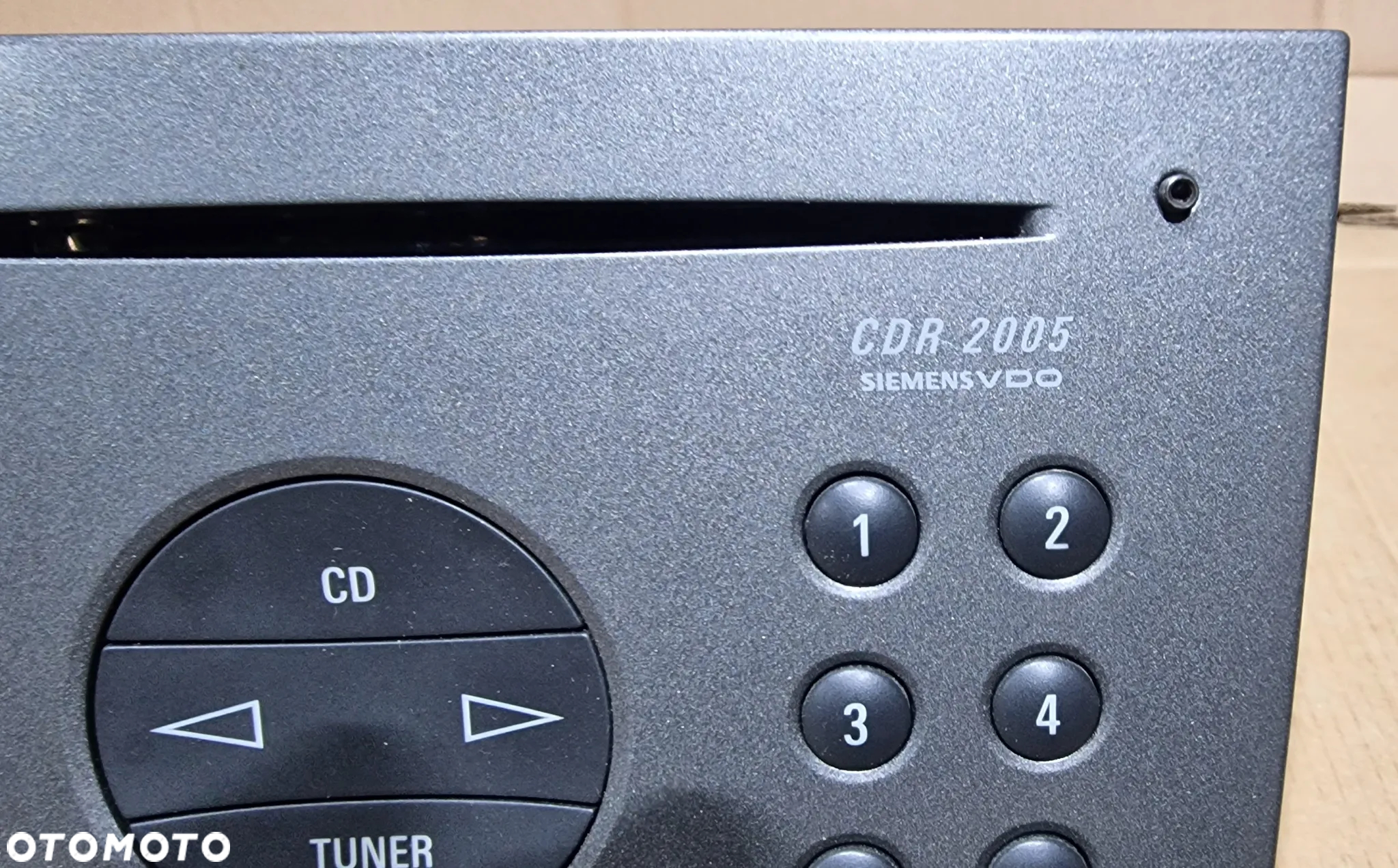 RADIO + WYŚWIETLACZ CDR 2005 SIEMENS 13138245 13178796  OPEL VECTRA C - 4