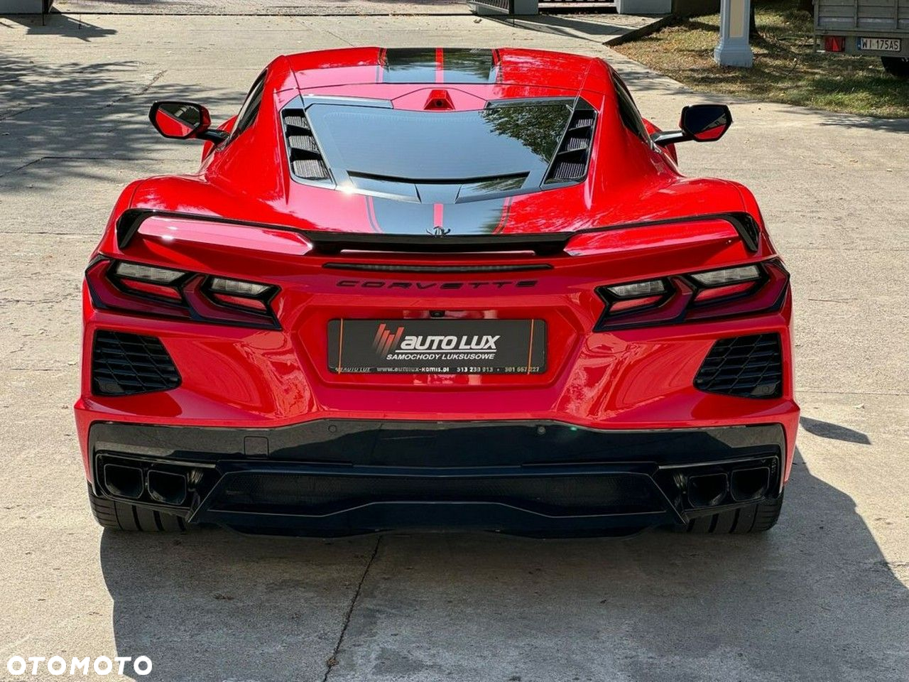 Chevrolet Corvette - 25