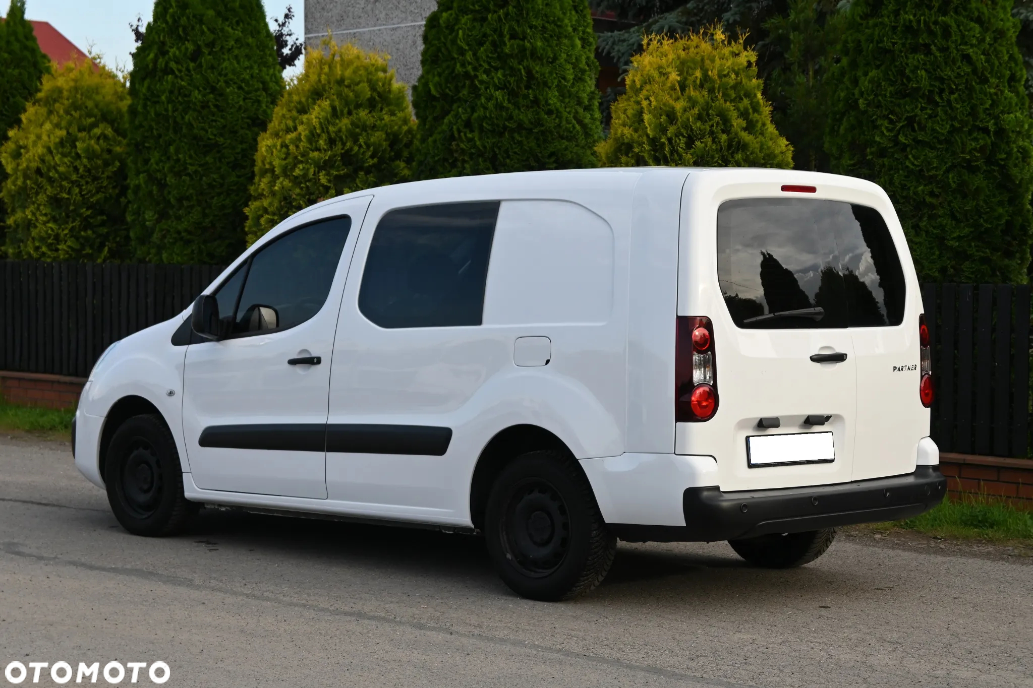 Peugeot PARTNER 1.6Hdi/100KM/5 Osobowy/L2H1!!! - 2