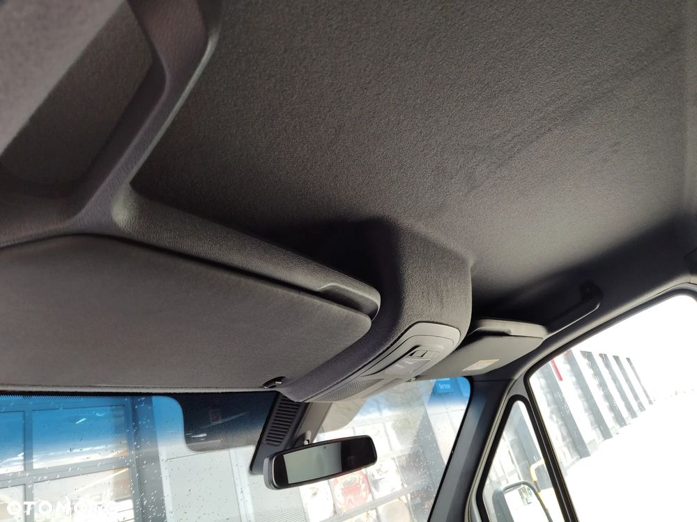 Mercedes-Benz Sprinter - 8