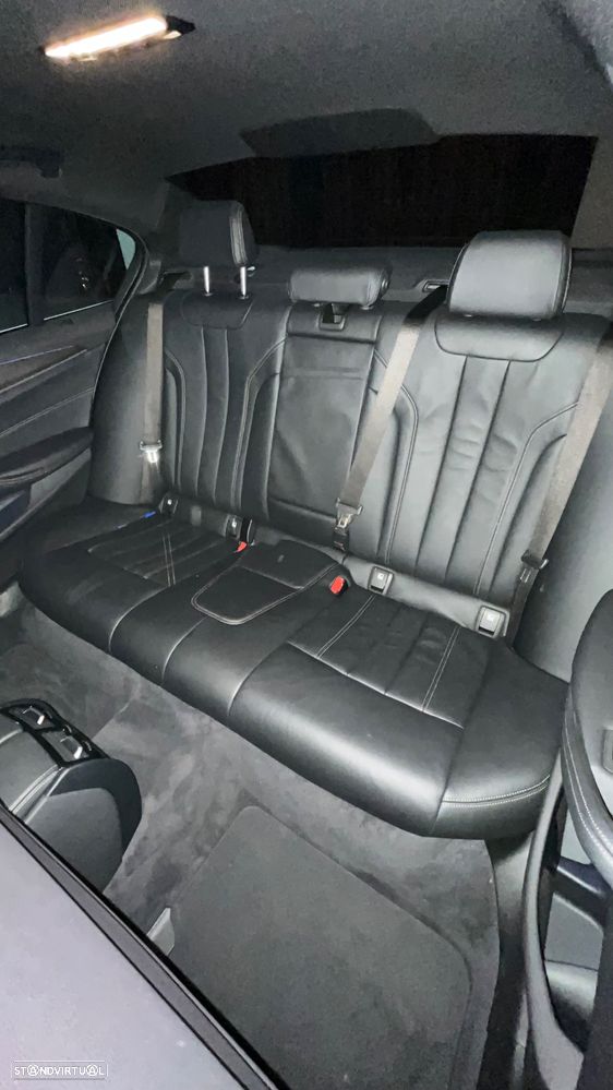 BMW 530 e iPerformance Line Luxury - 14