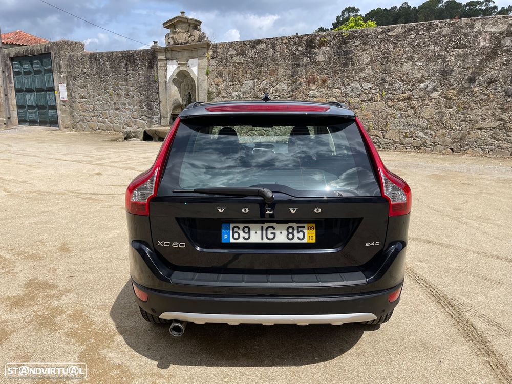 Volvo XC 60 2.4 D Geartronic - 7