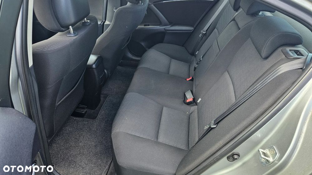 Toyota Avensis 1.8 Executive - 7