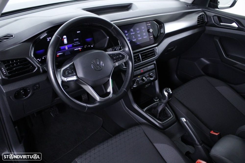VW T-Cross 1.0 TSI Life - 32