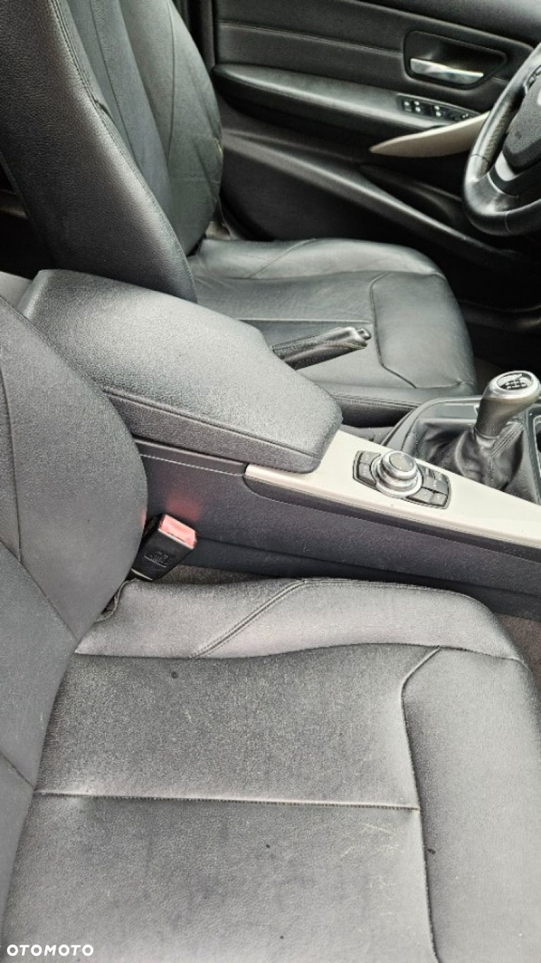 BMW Seria 3 - 27