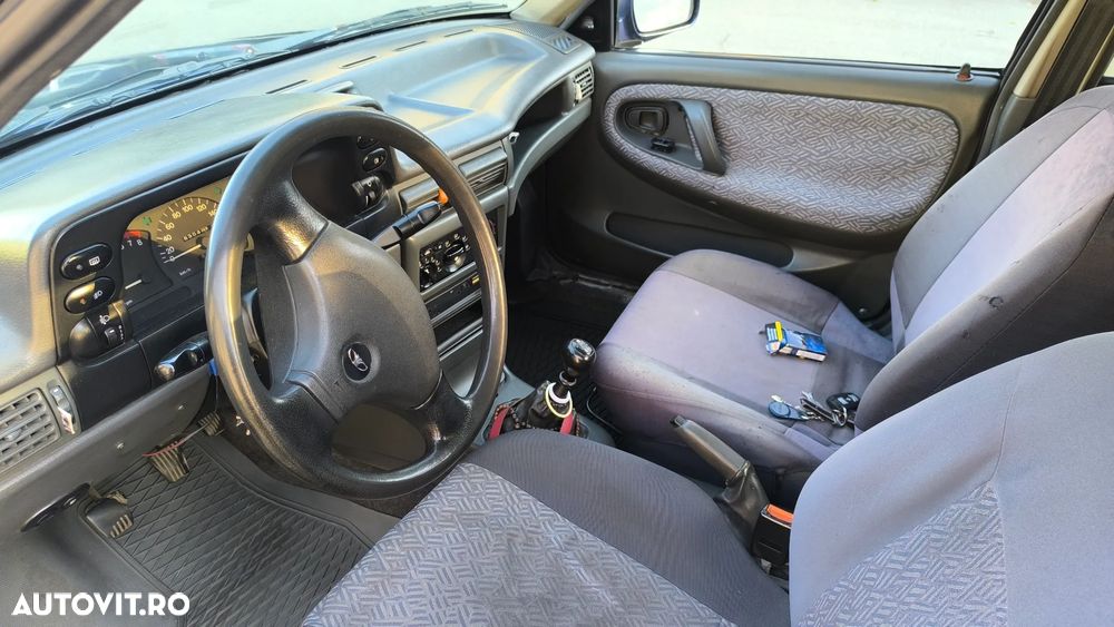 BMW X5 3.0i - 6