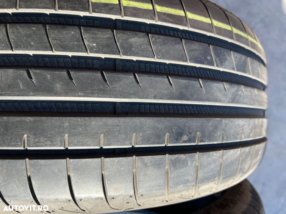 vând 2 anvelope 225/40/20 goodyear de vară ca noi - 4
