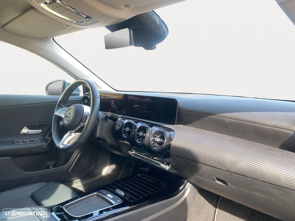 Mercedes-Benz A 200 - 13